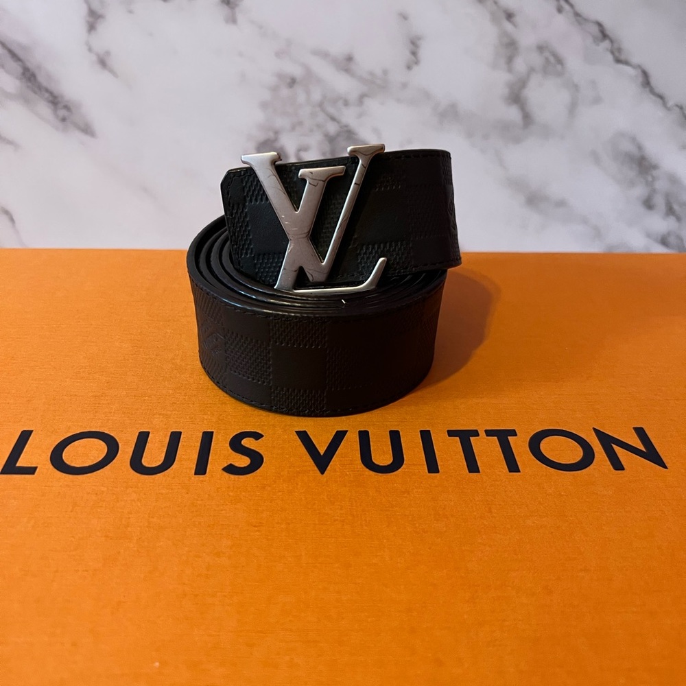 Authentic Mens Louis Vuitton Reversible Belt